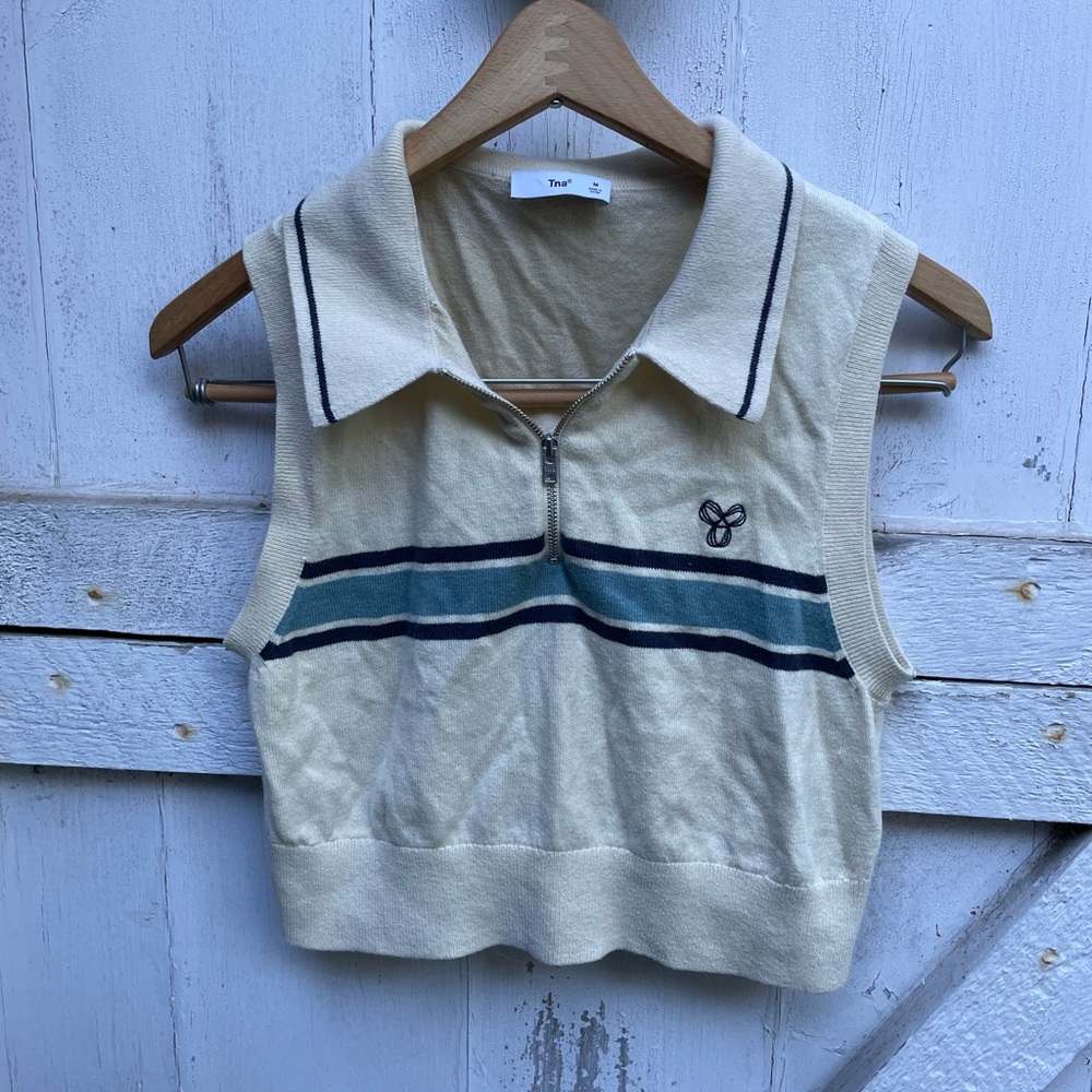Aritzia TNA Bayport cropped quarter zip sweater vest medium - Picture 2 of 7